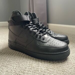 Men's Nike Air Force 1 Mid